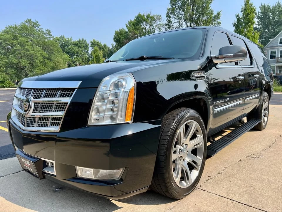 2013 Cadillac Escalade & EXT 3rd Gen - Image 3 of 20