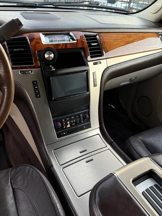 2013 Cadillac Escalade & EXT 3rd Gen - Image 12 of 17