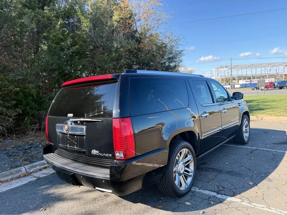 2013 Cadillac Escalade & EXT 3rd Gen - Image 6 of 12