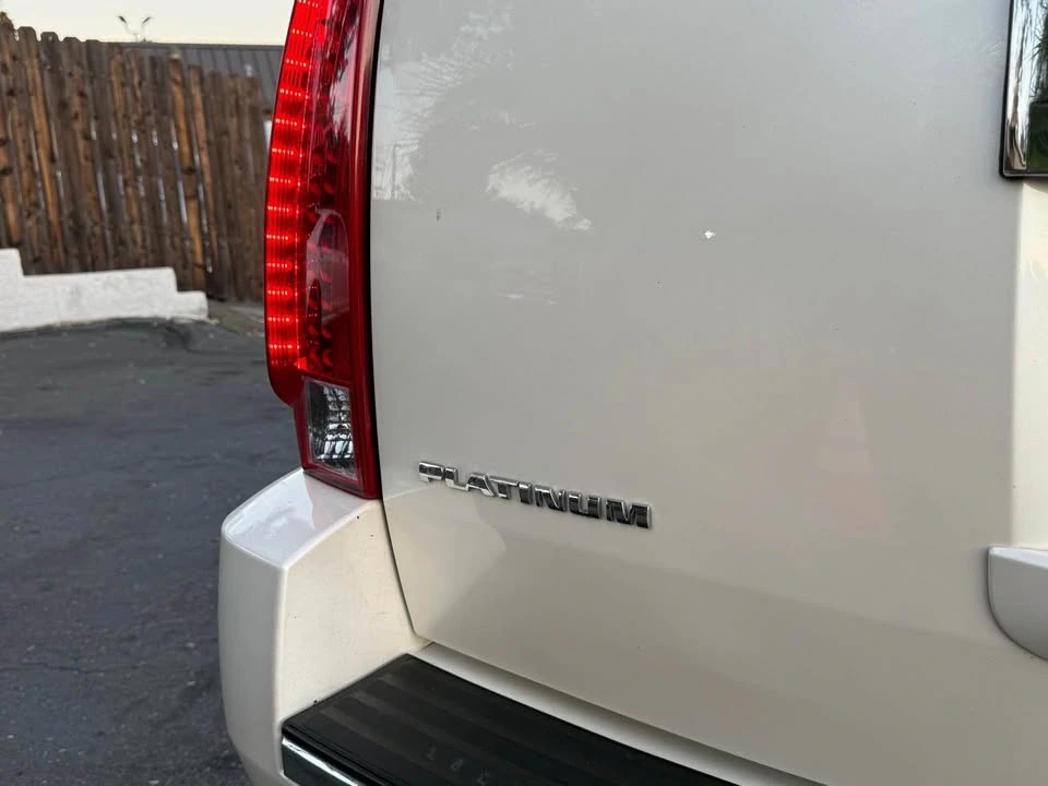2013 Cadillac Escalade & EXT 3rd Gen - Image 8 of 17