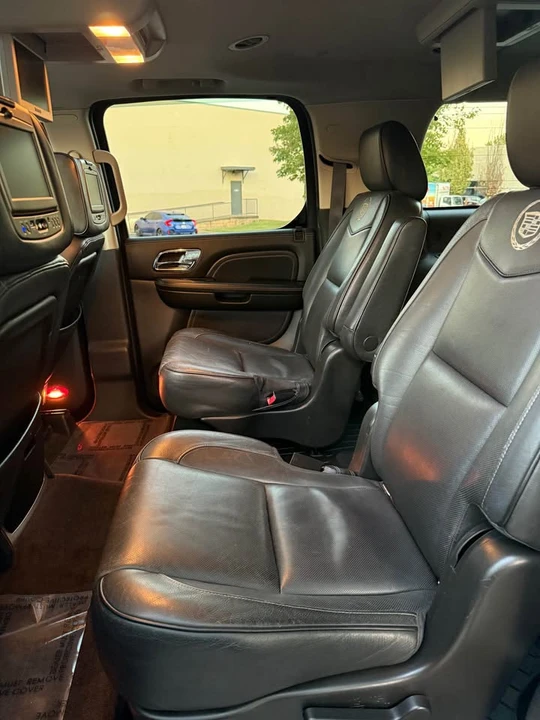 2013 Cadillac Escalade & EXT 3rd Gen - Image 9 of 15