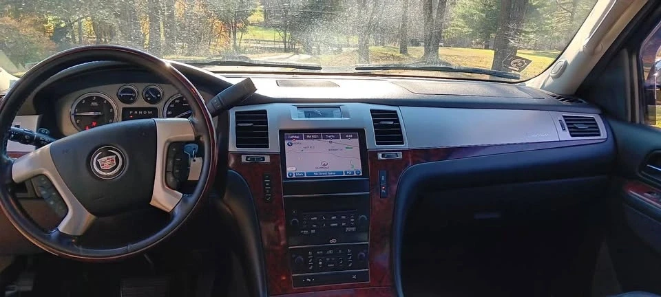 2013 Cadillac Escalade & EXT 3rd Gen - Image 10 of 13