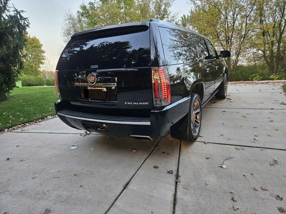 2013 Cadillac Escalade & EXT 3rd Gen - Image 19 of 19