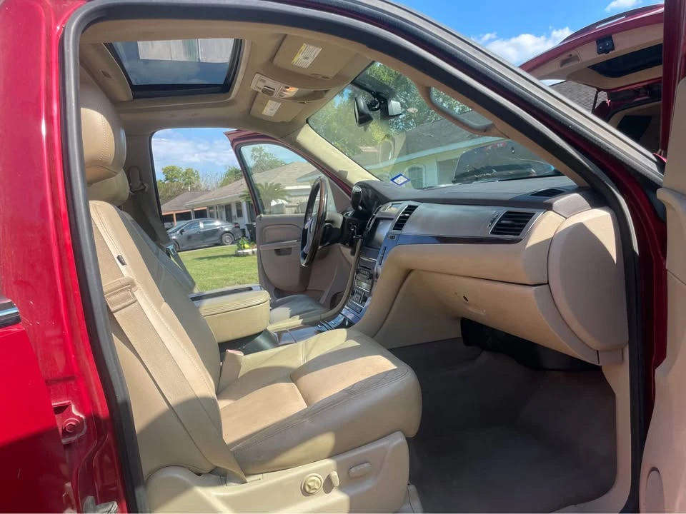 2013 Cadillac Escalade & EXT 3rd Gen - Image 8 of 12