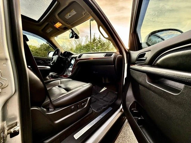 2013 Cadillac Escalade & EXT 3rd Gen - Image 12 of 20