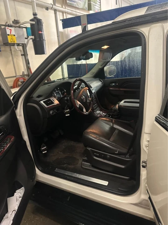 2013 Cadillac Escalade & EXT 3rd Gen - Image 7 of 17