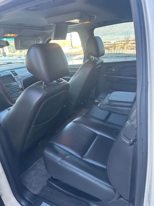 2013 Cadillac Escalade & EXT 3rd Gen - Image 12 of 17
