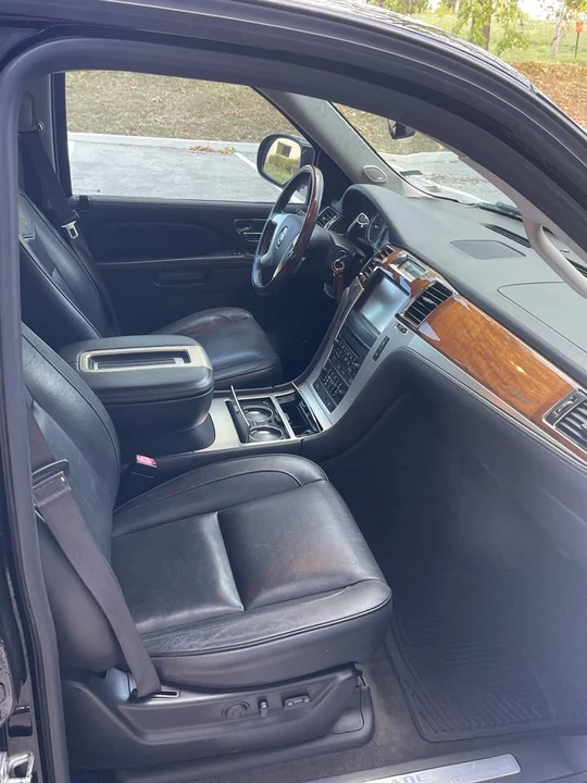 2013 Cadillac Escalade & EXT 3rd Gen - Image 11 of 20