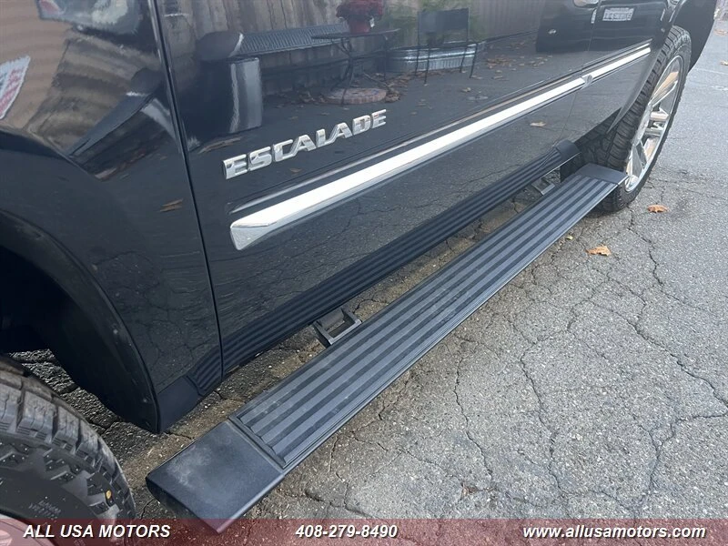 2013 Cadillac Escalade & EXT 3rd Gen - Image 10 of 12