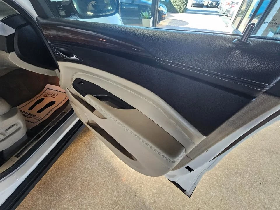 2013 Cadillac SRX - Image 10 of 20