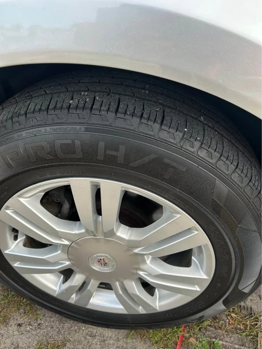 2013 Cadillac SRX - Image 12 of 15