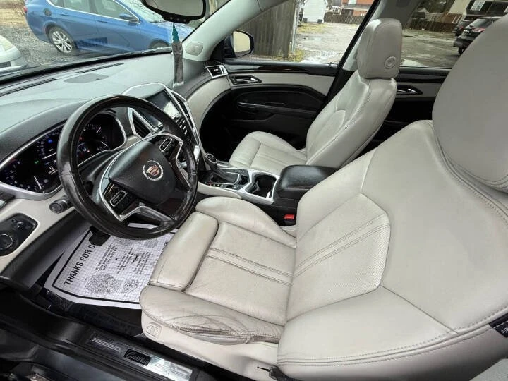 2013 Cadillac SRX - Image 8 of 16