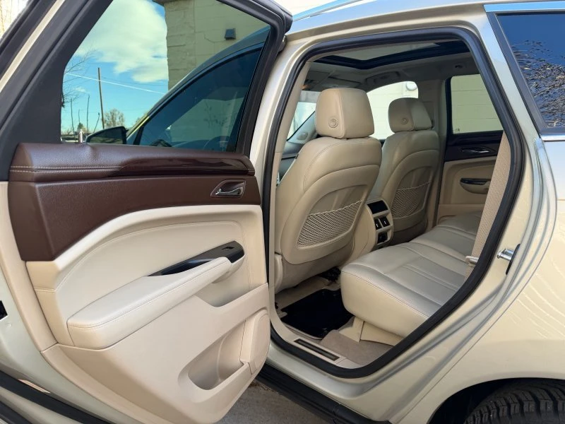 2013 Cadillac SRX - Image 12 of 20