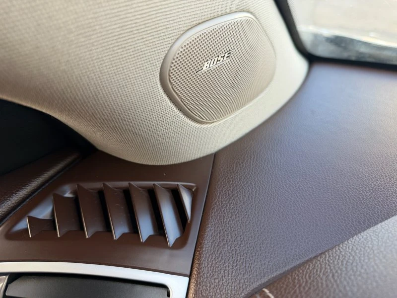 2013 Cadillac SRX - Image 19 of 20