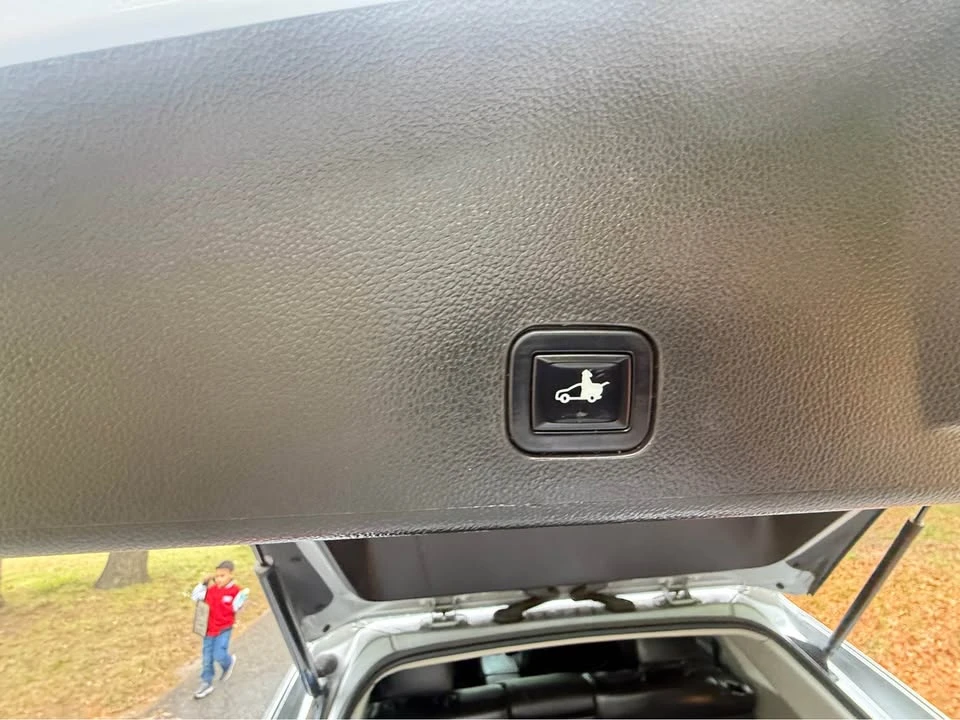 2013 Cadillac SRX - Image 12 of 19