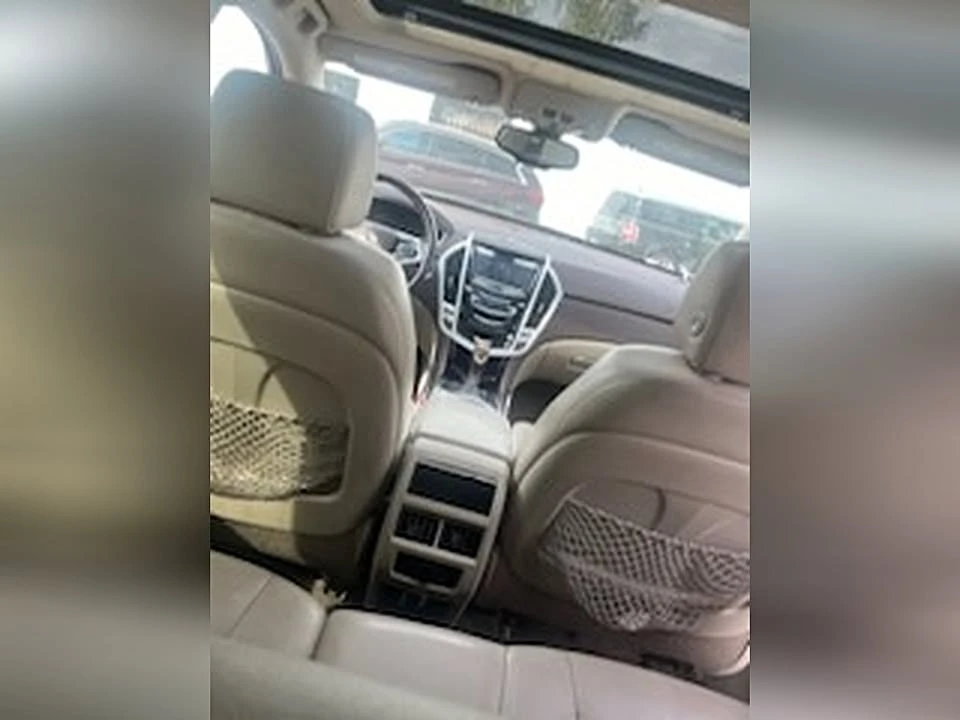 2013 Cadillac SRX - Image 9 of 11