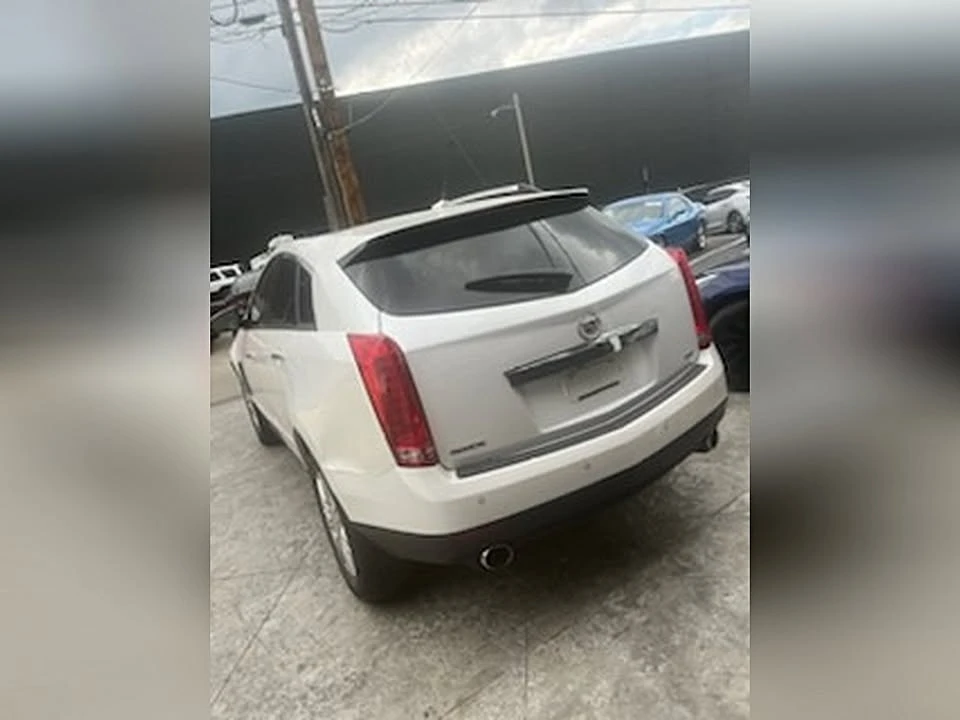 2013 Cadillac SRX - Image 4 of 11