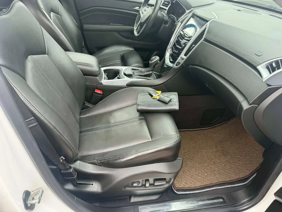 2013 Cadillac SRX - Image 13 of 20