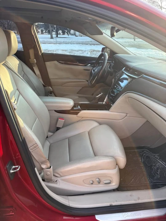 2013 Cadillac XTS - Image 10 of 15