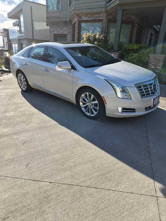 2013 Cadillac XTS - Image 10 of 17