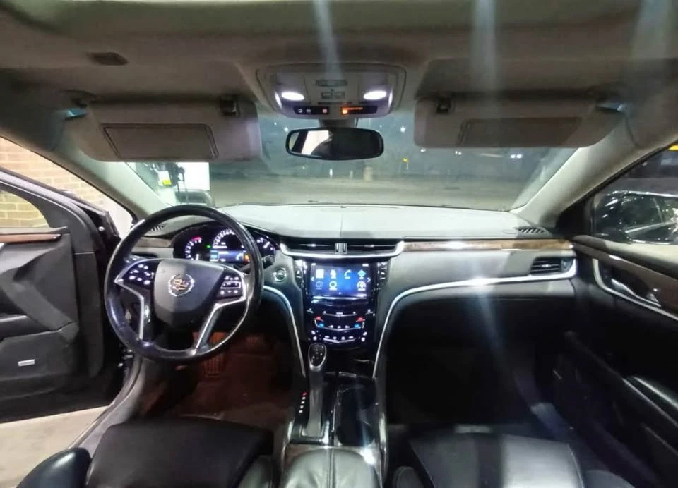 2013 Cadillac XTS - Image 10 of 18