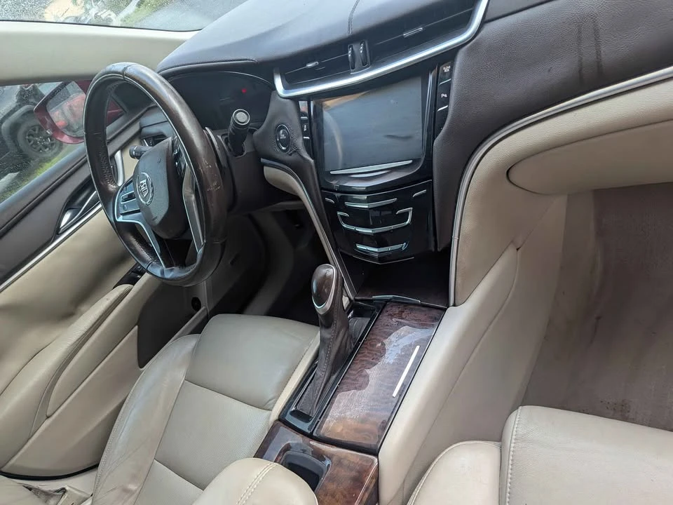 2013 Cadillac XTS - Image 9 of 13