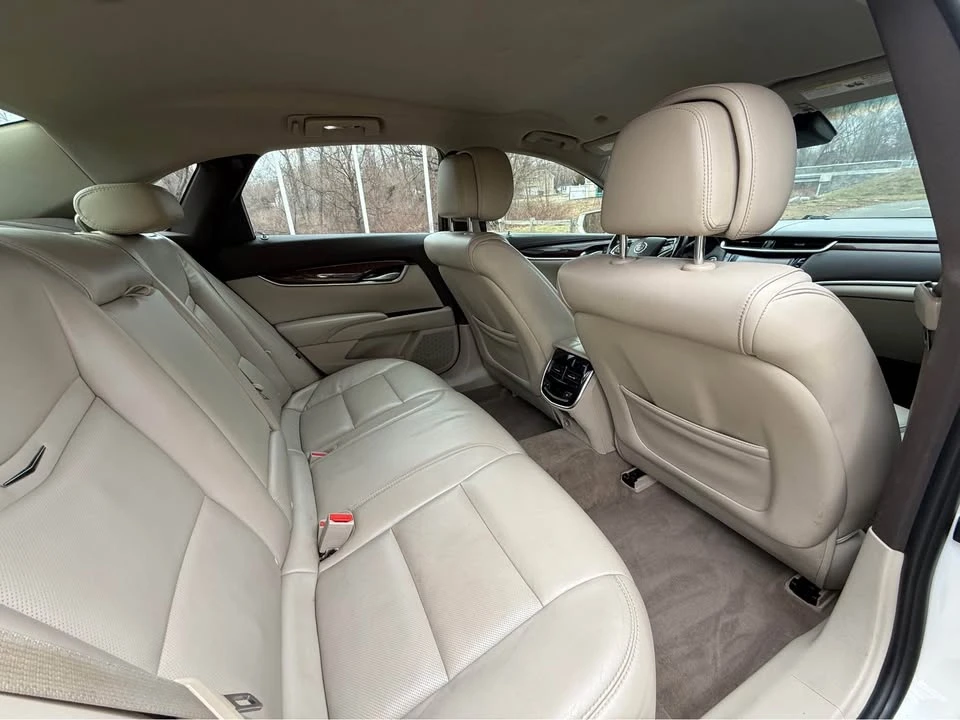 2013 Cadillac XTS - Image 11 of 17