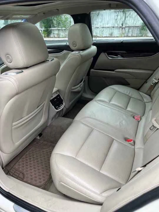 2013 Cadillac XTS - Image 10 of 11