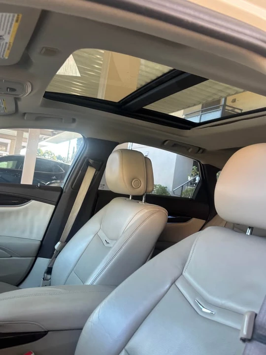 2013 Cadillac XTS - Image 3 of 4