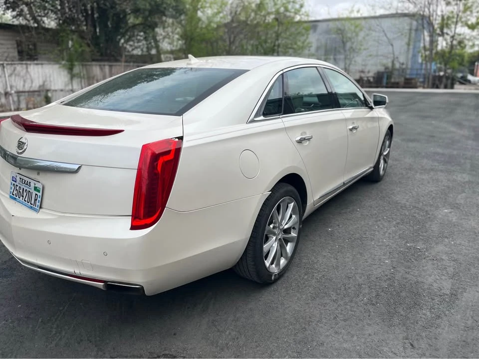 2013 Cadillac XTS - Image 2 of 9