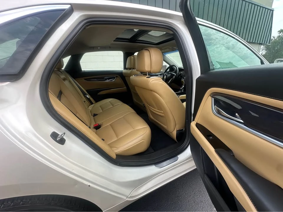 2013 Cadillac XTS - Image 10 of 17