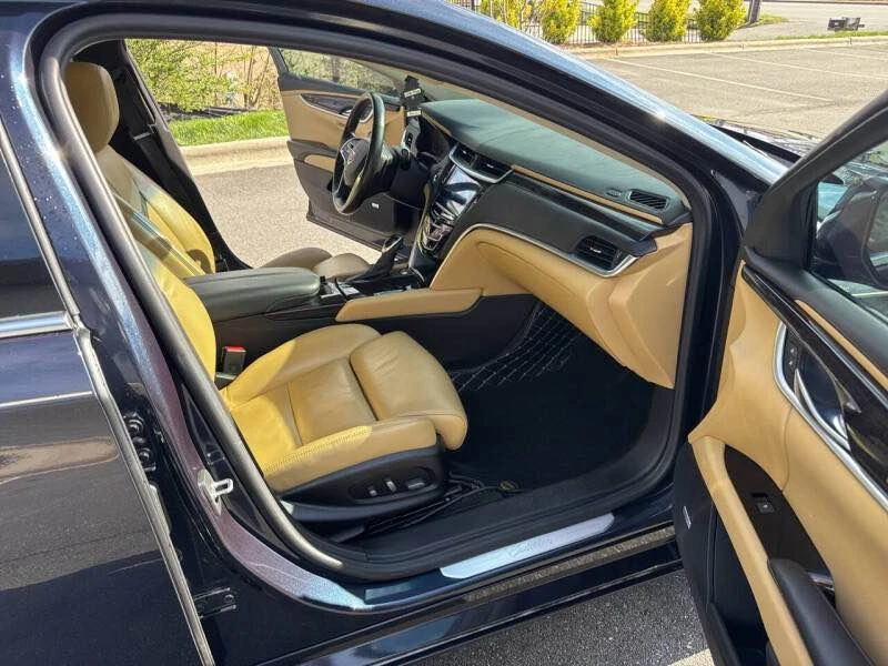 2013 Cadillac XTS - Image 9 of 18