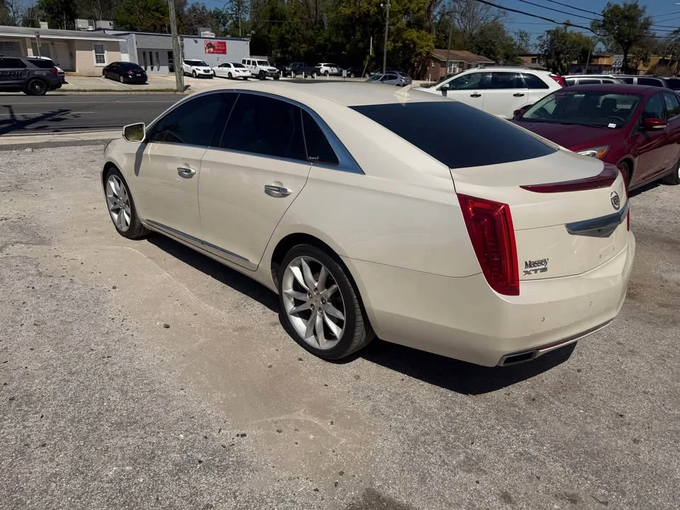 2013 Cadillac XTS - Image 5 of 17