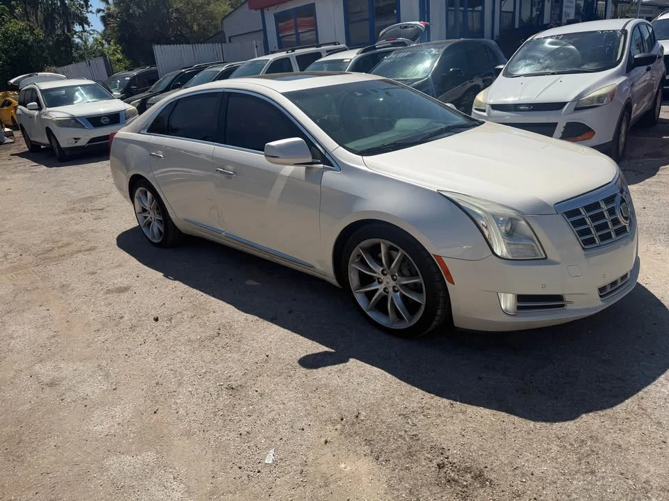 2013 Cadillac XTS - Image 9 of 17