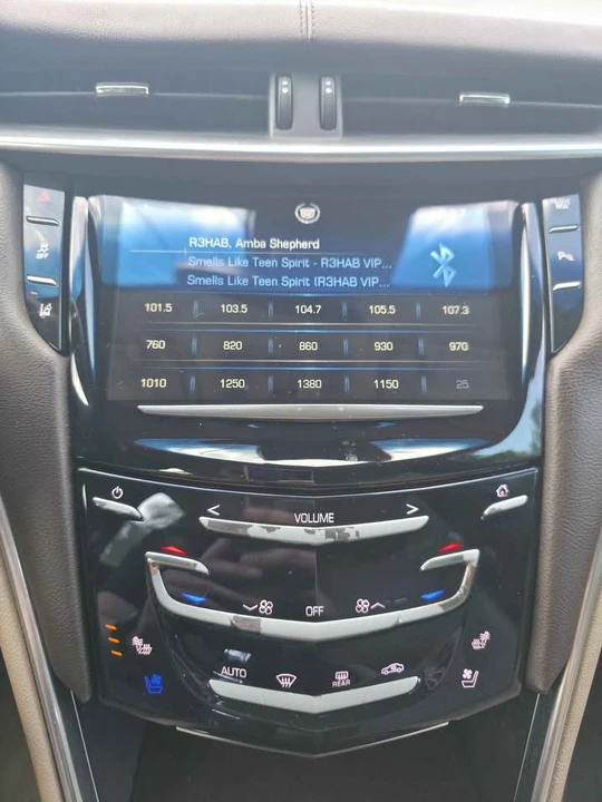 2013 Cadillac XTS - Image 10 of 15