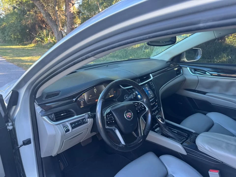 2013 Cadillac XTS - Image 4 of 10