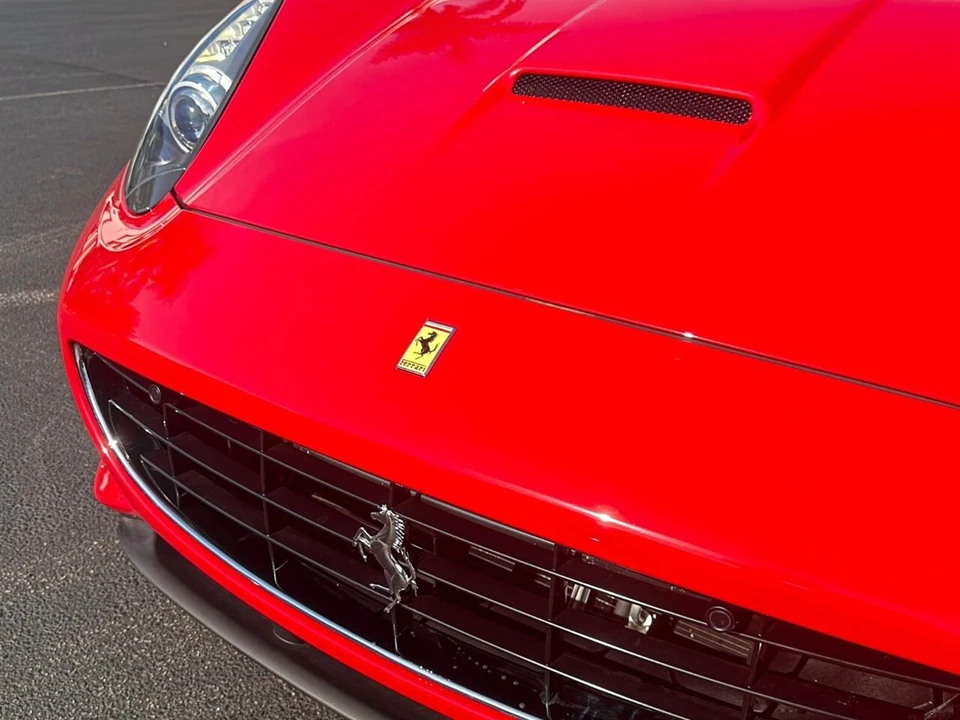 2013 Ferrari California - Image 4 of 4
