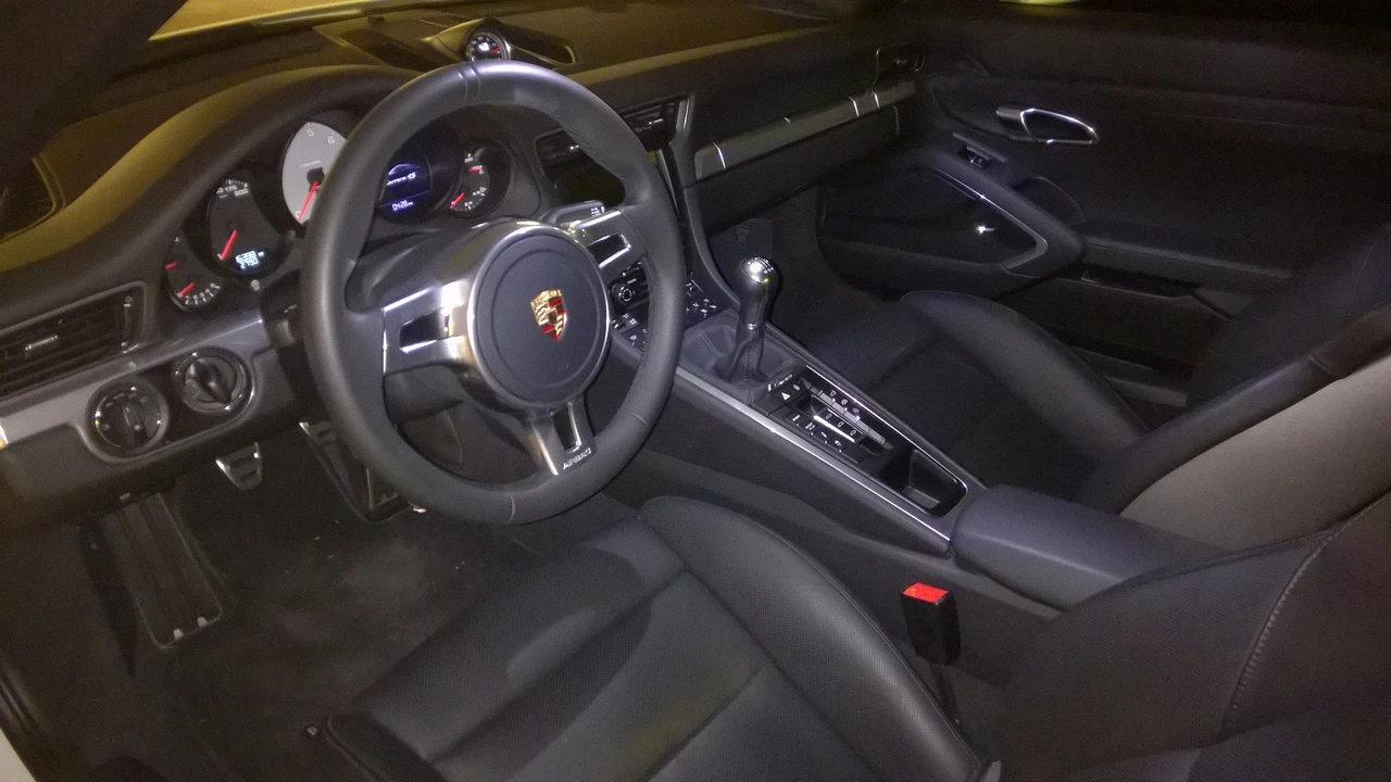 2013 Porsche 991 Carrera 4S - Image 4 of 4
