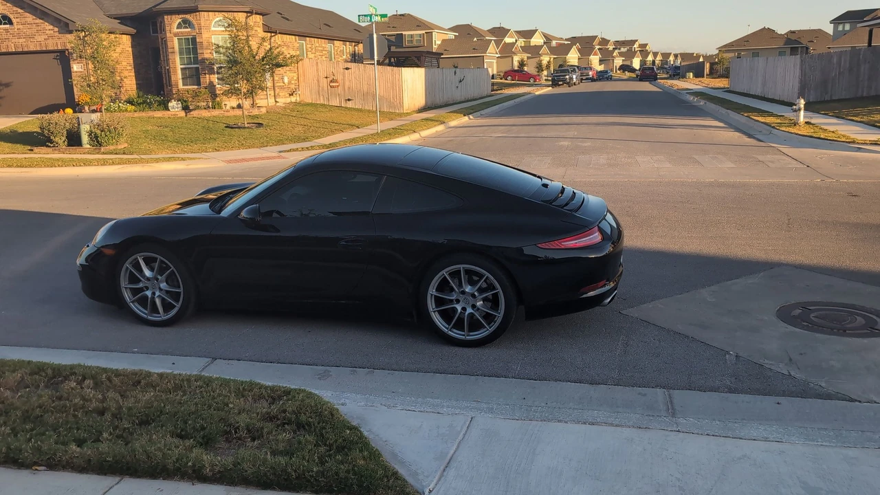 2013 Porsche 991 Carrera - Image 2 of 6