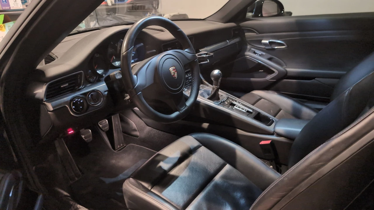 2013 Porsche 991 Carrera - Image 5 of 6