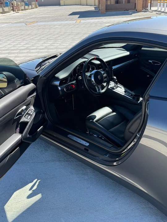 2013 Porsche 991 Carrera S - Image 8 of 15
