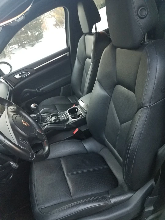 2013 Porsche 958 Cayenne - Image 8 of 17
