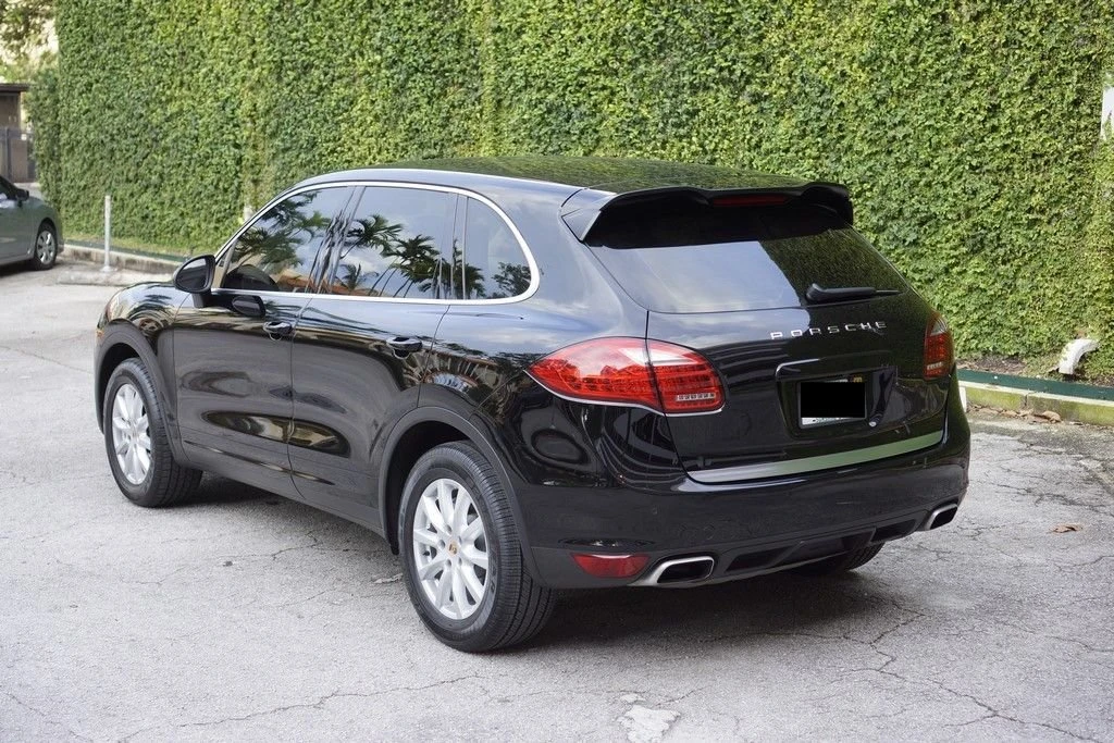 2013 Porsche 958 Cayenne - Image 3 of 16