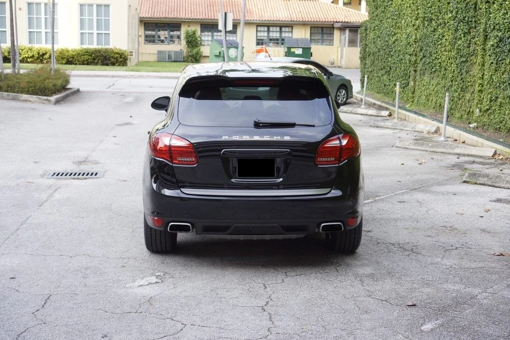 2013 Porsche 958 Cayenne - Image 4 of 16