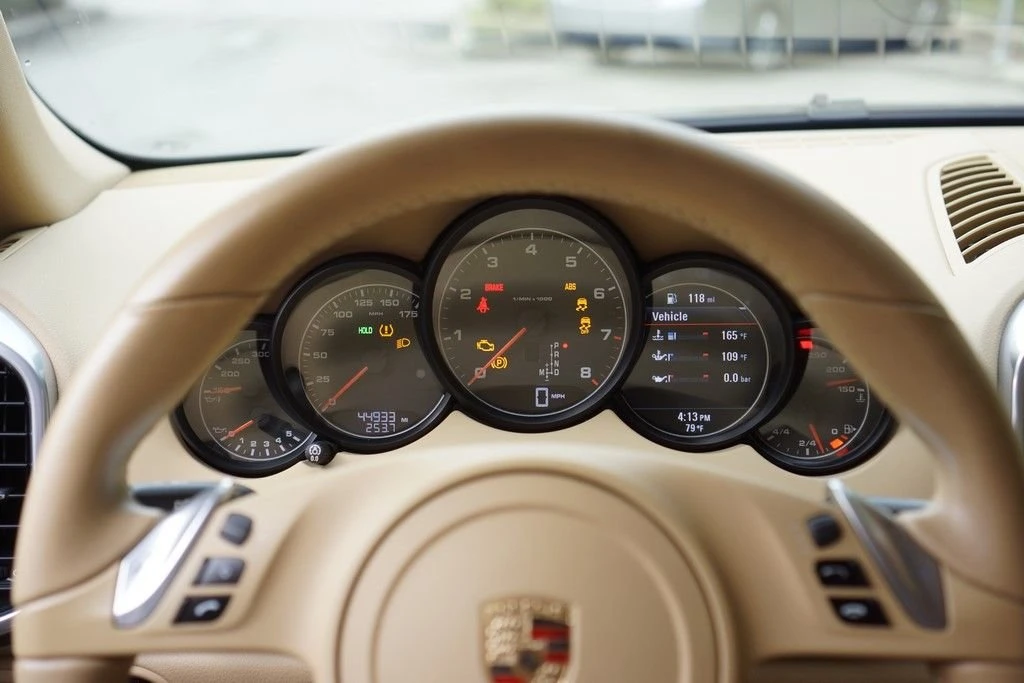 2013 Porsche 958 Cayenne - Image 10 of 16