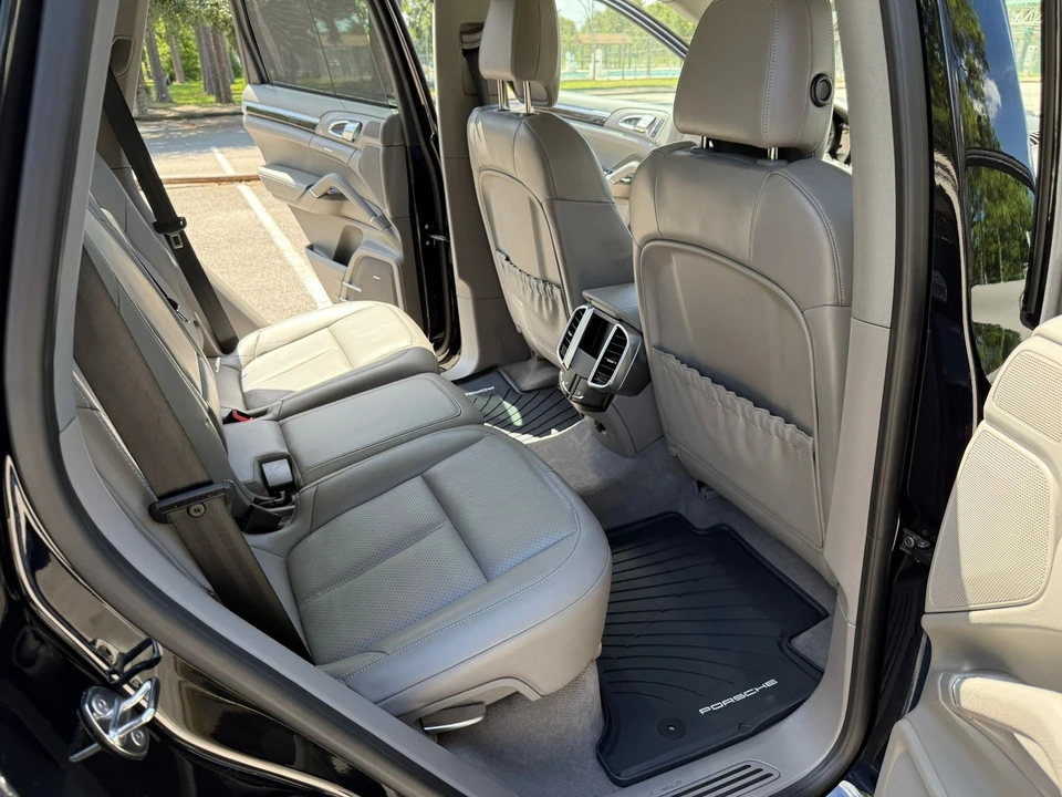 2013 Porsche 958 Cayenne Diesel - Image 17 of 29