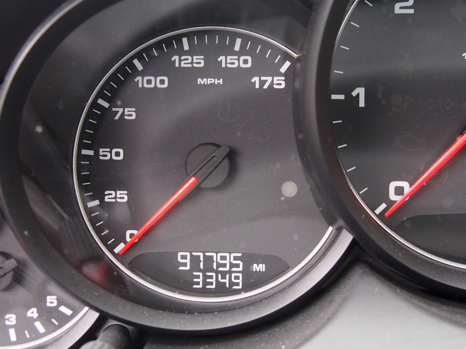 2013 Porsche 958 Cayenne Diesel - Image 5 of 7