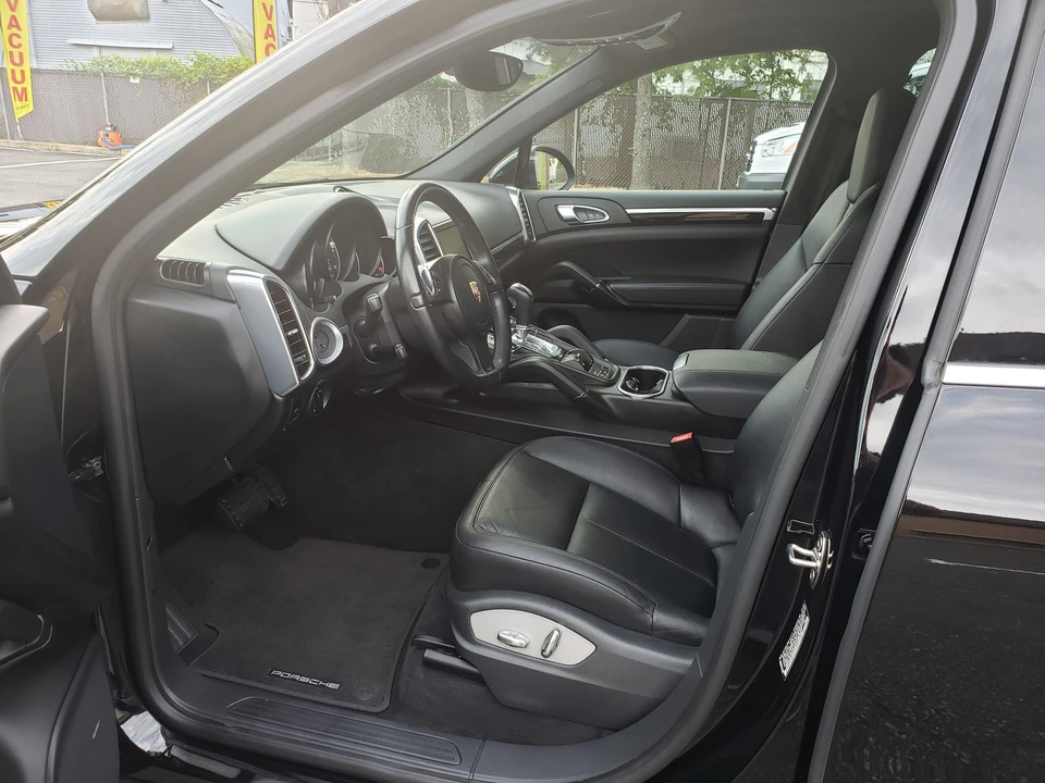 2013 Porsche 958 Cayenne Diesel - Image 24 of 25