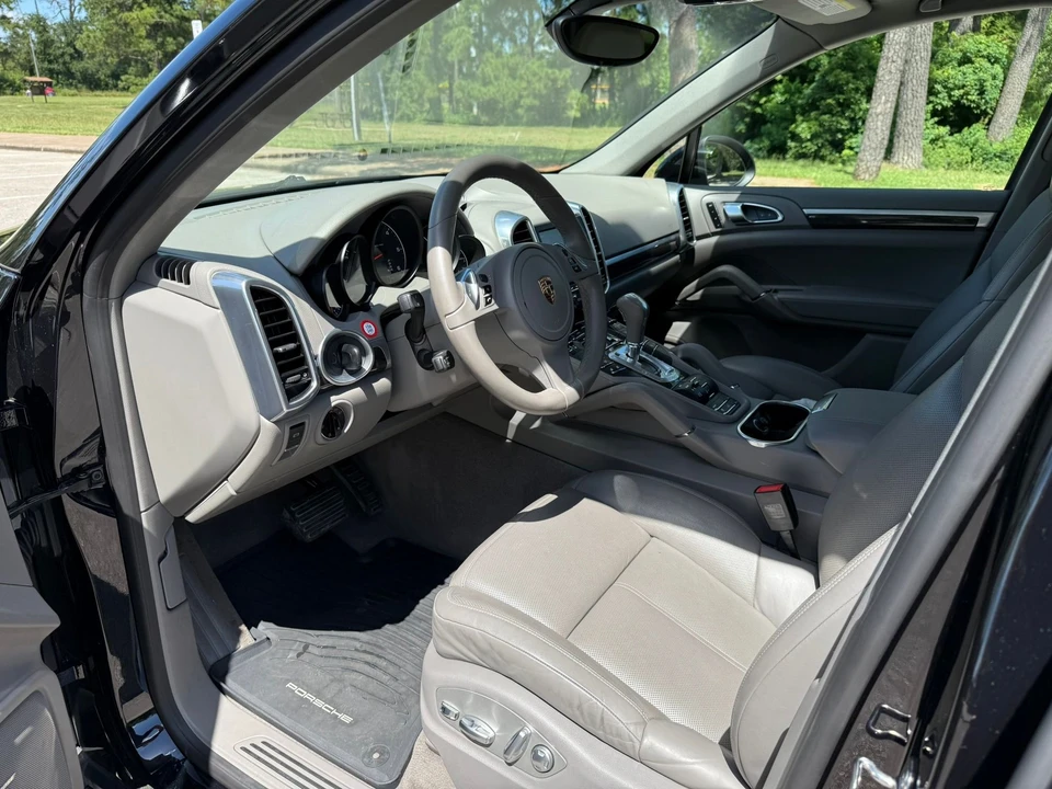 2013 Porsche 958 Cayenne Diesel - Image 11 of 30