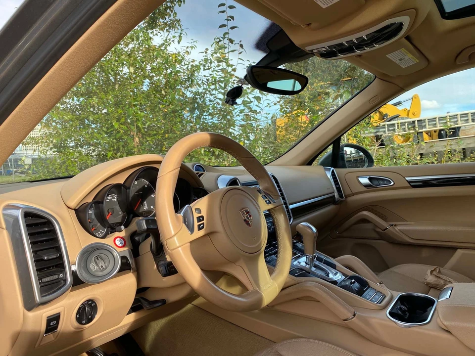 2013 Porsche 958 Cayenne Diesel - Image 7 of 10